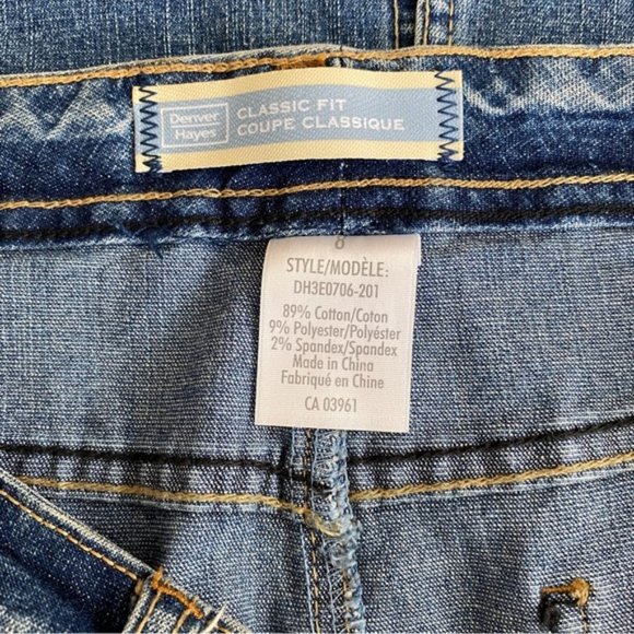 Denver Hayes medium wash knee length classic fit denim skirt. Women's size 8 - Picture 4 of 7